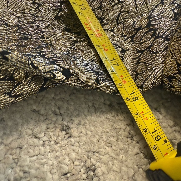 Ark & Co NWT L Gold and Black Blazer jacquard thicker metallic tuxedo cut blazer - Picture 11 of 12